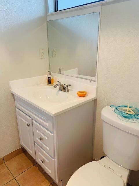 Building Photo - 1695 Woodbridge Lakes Cir