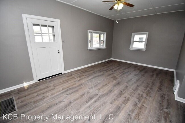 Building Photo - 2 br, 1 bath House - 1355 East Walnut Street