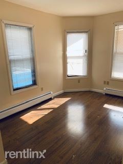 Building Photo - 5 br, 1 bath  - 671 Shelton St