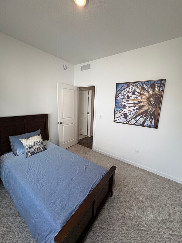 Foto del edificio - 1663 39th St S