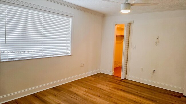 Foto del edificio - 317 NW 109th Ave