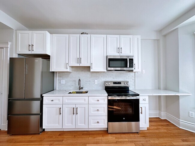 Building Photo - 270 Huntington Ave