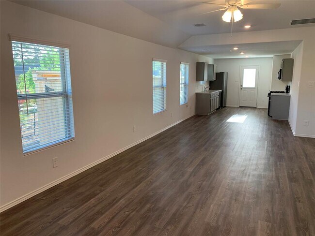 Building Photo - 1403 Cordoba Ct
