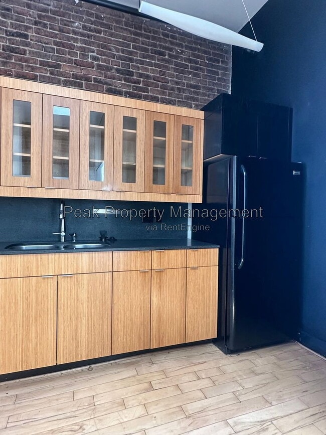 Photo - 205 East Broad Street Apartment