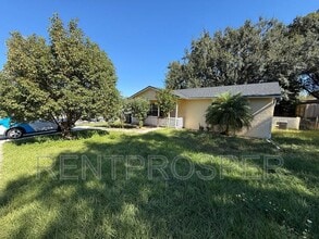 Building Photo - 2009 Lady Ave