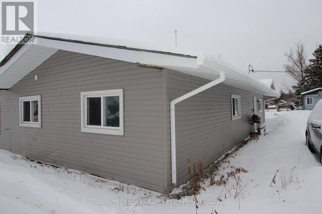 Building Photo - 26 Stoney Creek Rd