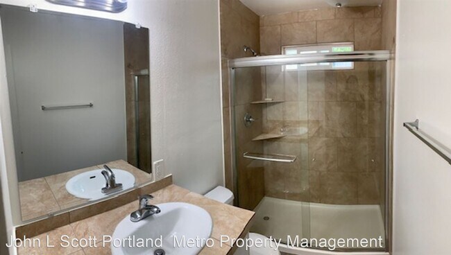 Foto del edificio - 3 br, 2 bath House - 18810 SE Division Street