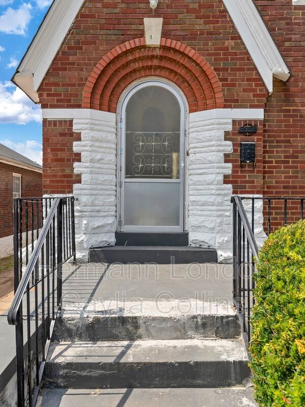 Foto del edificio - 5951 Park Ln
