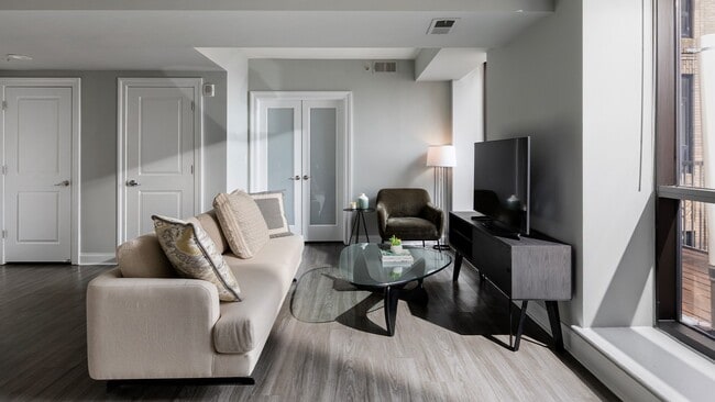 Building Photo - The Pepper Building