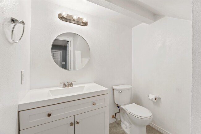 Foto del edificio - 6341 Bordeaux Ave