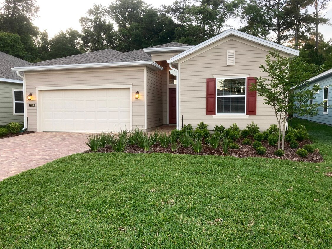 Primary Photo - New 4 Bed 3 Bath Luxury Home in Fox Ridge ...