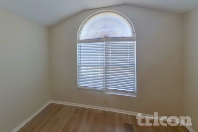 Foto del edificio - 2721 Painted Pony Dr