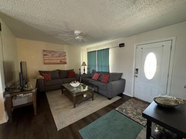 Foto del edificio - 4303 Conway Blvd