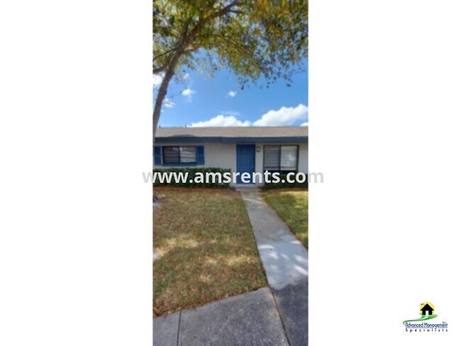 Foto del edificio - 550 Hattaway Dr
