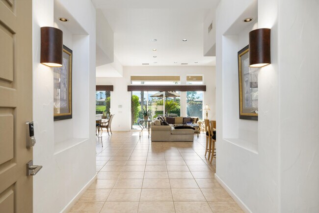 Foto del edificio - 727 Arrowhead Dr