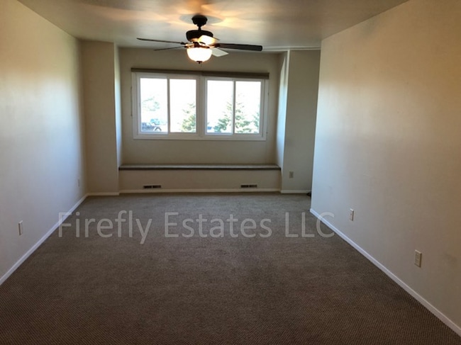 Building Photo - 603 Broadway Dr