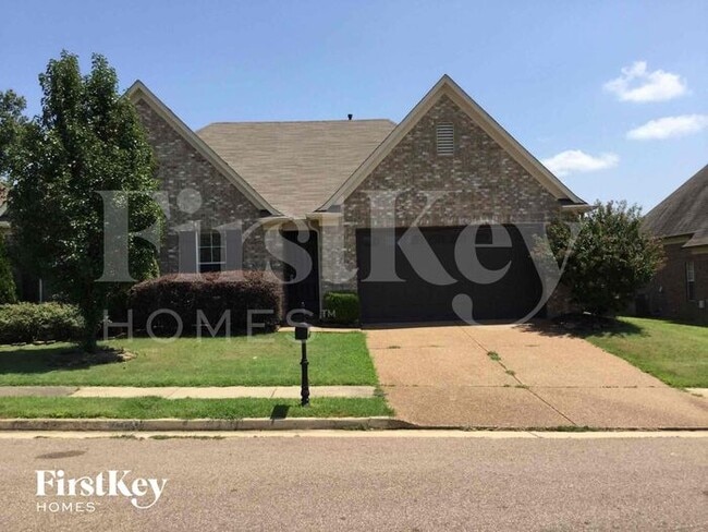 Building Photo - 1628 Needle Oak Dr