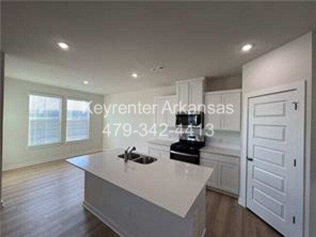 Foto del edificio - Amazing 3 Bedroom - 3.5 Bathroom in Fayetteville!