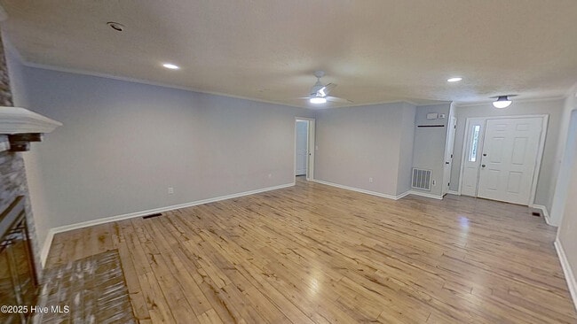 Building Photo - 309 Porters Neck Rd