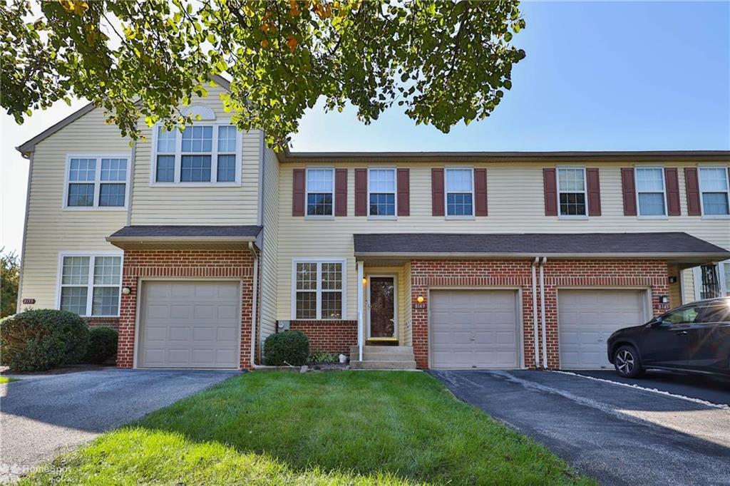 8149 Cross Creek Cir W, Breinigsville, PA 18031 Townhome Rentals in