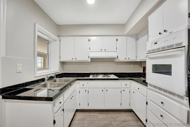 Foto del edificio - 3761 NW 78th Ln
