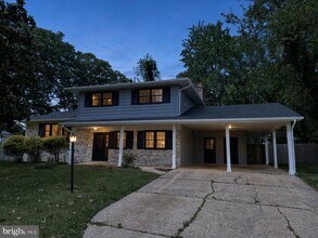 Building Photo - 4904 Shopton Dr