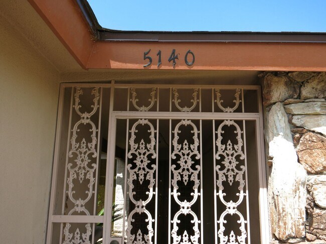 Foto del edificio - 5140 Catoctin Dr