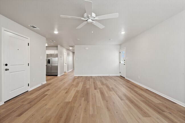 Foto del edificio - 3107 Wasilla Dr