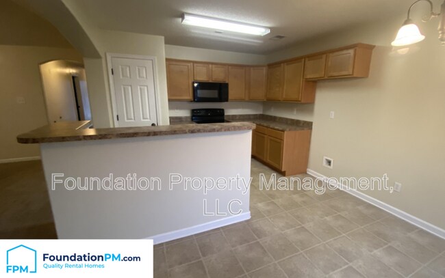 Foto del edificio - 10093 Mill Hill Ave