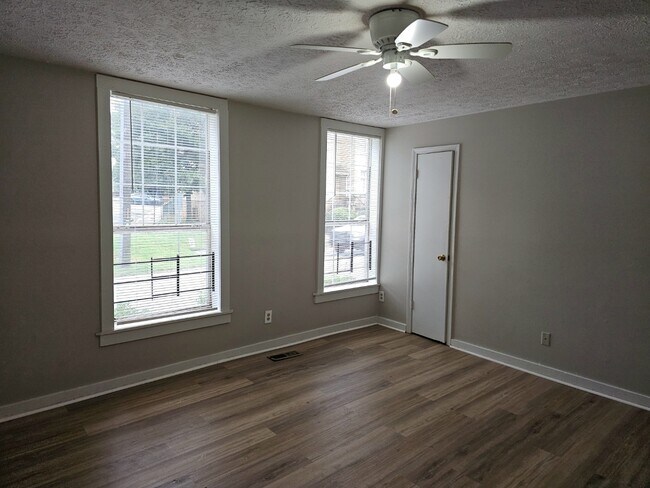 Foto del edificio - 422 Meriwether St