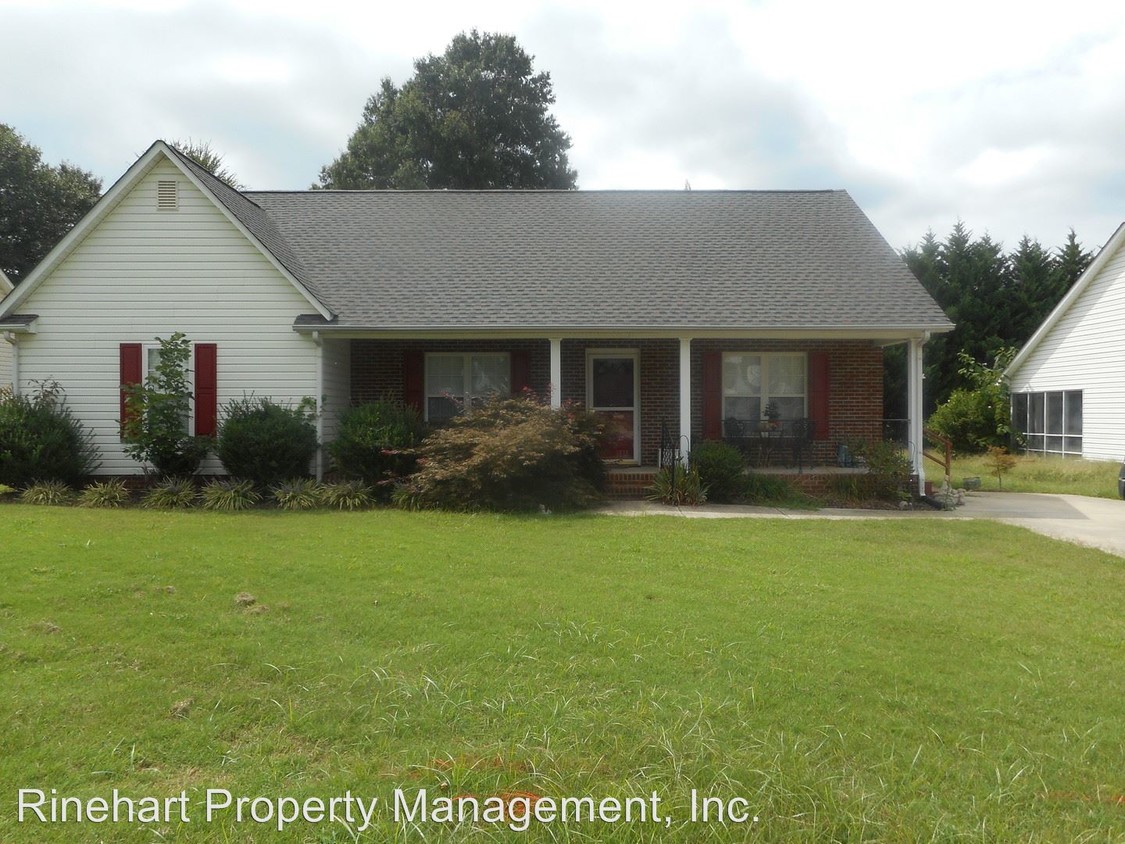 Primary Photo - 3 br, 2 bath House - 2029 Bristol Parkway