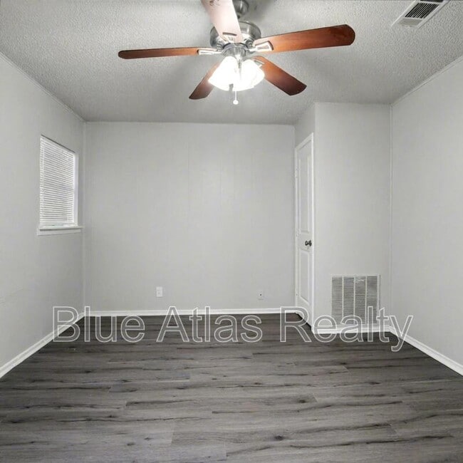 Photo - 4024 Wiman Dr House