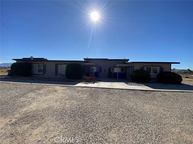 Foto principal - 13193 Navajo Rd