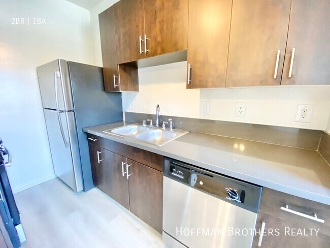Building Photo - 4524 Edgewood Pl