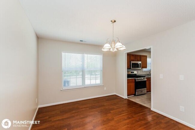 Building Photo - 3913 Laurel View Cir