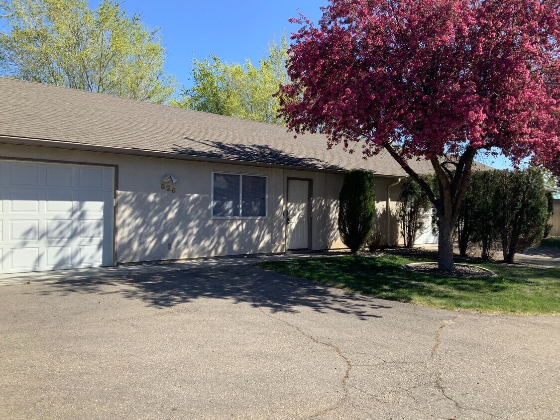 526 Powerline Rd, Nampa, ID 83686 House Rental in Nampa, ID