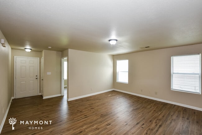 Building Photo - 16765 Wellhouse Dr
