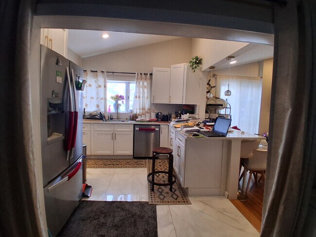 Foto del edificio - 75 Harrison Ave