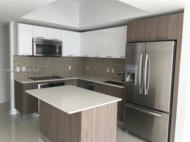 Foto del edificio - 5252 NW 85th Ave