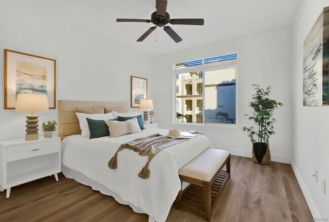 Foto del edificio - 9263 Regents Rd
