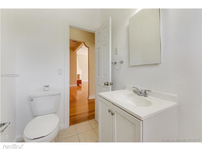 Foto del edificio - 1305 SW 19th St