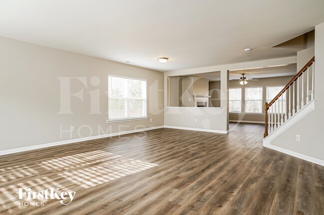 Foto del edificio - 204 Hillview Dr