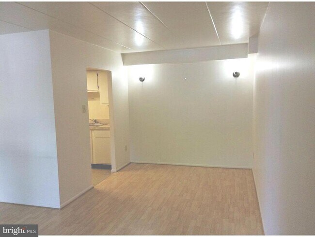 Foto del edificio - 207 Village Walk