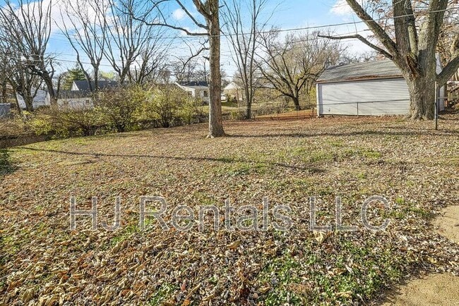 Building Photo - 1175 St Matthew Dr