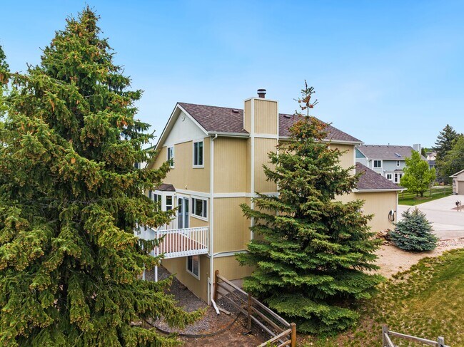 Foto del edificio - 15216 Paddington Cir