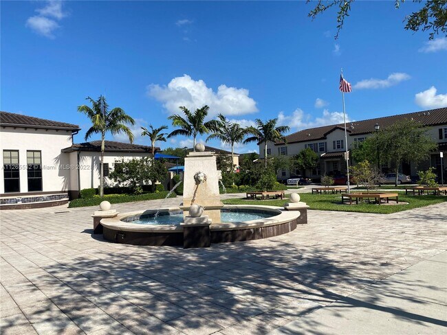 Foto del edificio - 16925 SW 95th St