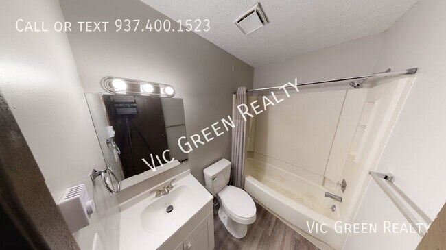 Building Photo - 4506 Waynedale Cir