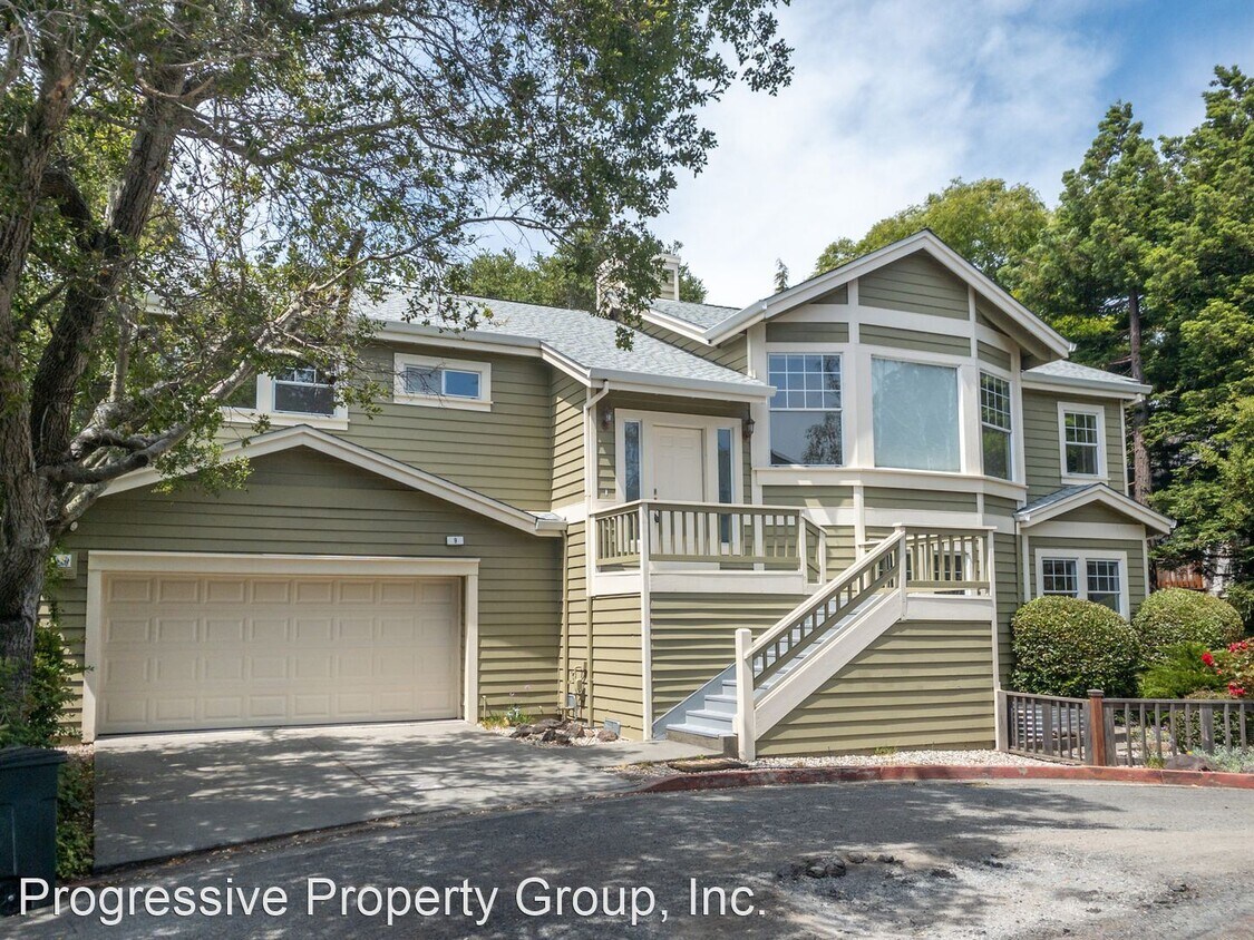 Primary Photo - 4 br, 2.5 bath House - 9 Courtney Lane