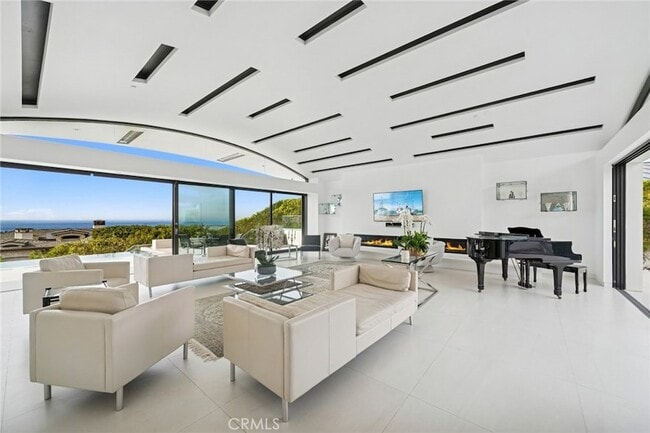 Foto del edificio - 4607 Perham Rd