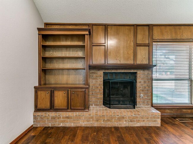 Building Photo - 4721 Persimmon Ct